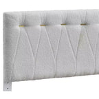 Letto imbottito color grano con piattaforma e doghe in legno