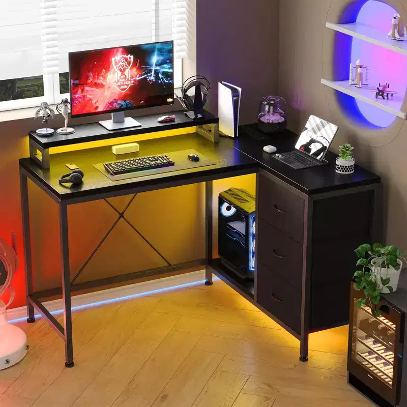 Scrivania angolare a L (120 cm) con luci LED, prese di corrente, porte USB e 3 cassetti